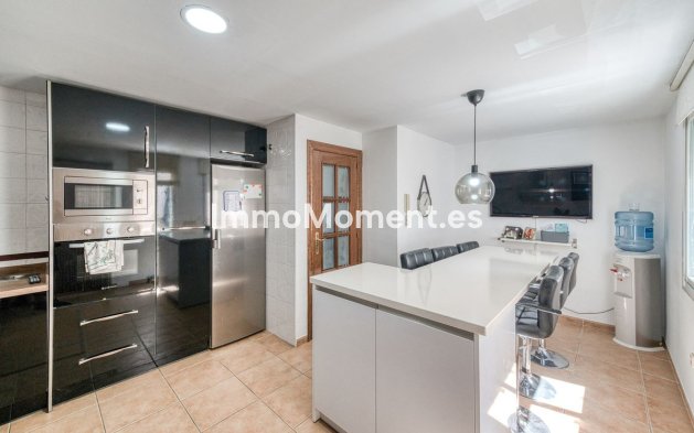 Resale - Townhouse - Inland  - Coín