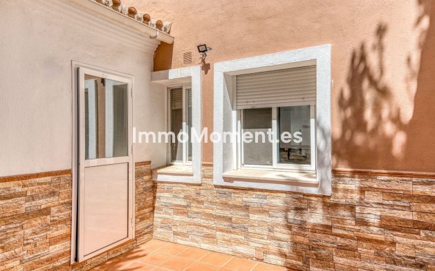 Resale - Townhouse - Inland  - Coín