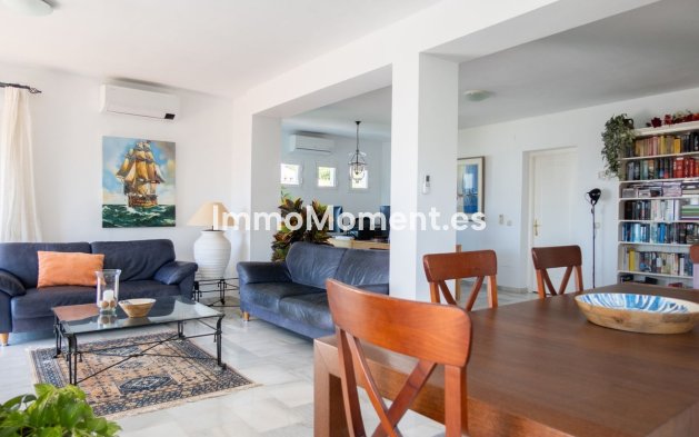 Resale - Detached villa - Estepona - El Padron
