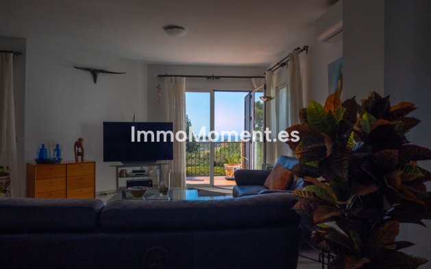 Resale - Detached villa - Estepona - El Padron