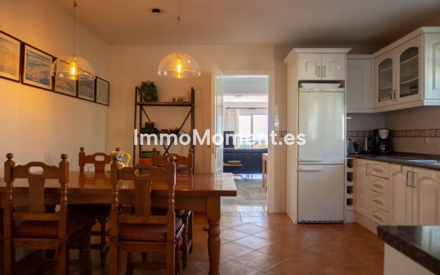 Resale - Detached villa - Estepona - El Padron