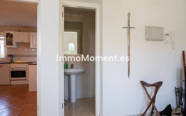 Resale - Detached villa - Estepona - El Padron