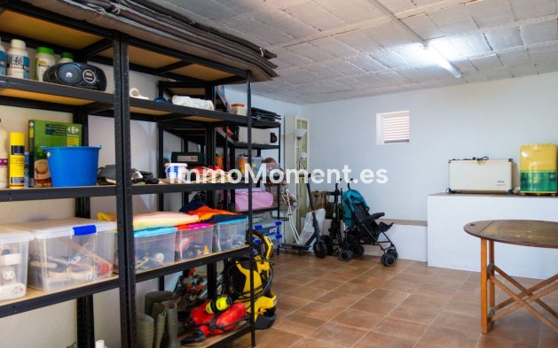 Resale - Detached villa - Estepona - El Padron