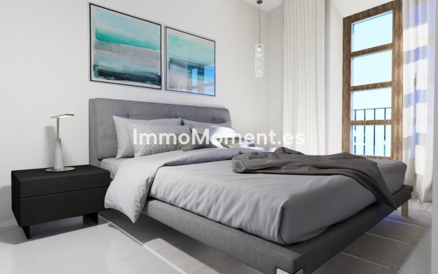 Resale - Detached villa - Estepona - Estepona Centro