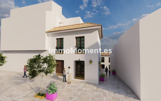 Resale - Detached villa - Estepona - Estepona Centro