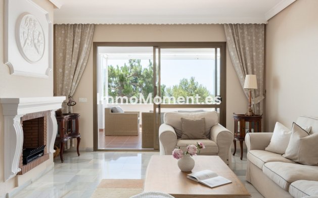 Resale - Apartment - Mijas - Calahonda