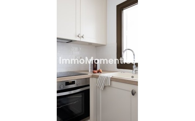 Resale - Apartment - Mijas - Calahonda