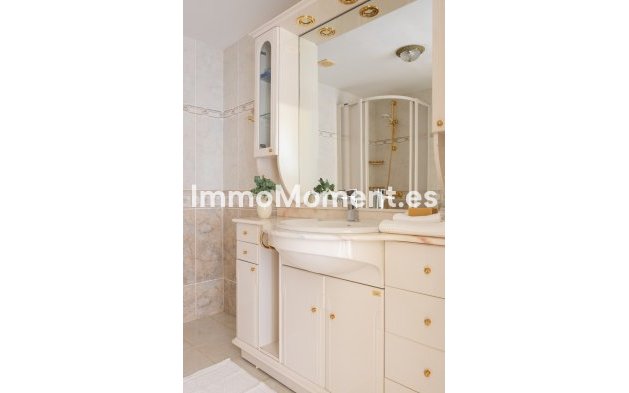 Resale - Apartment - Mijas - Calahonda
