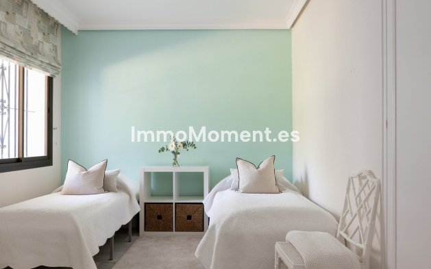 Resale - Apartment - Mijas - Calahonda