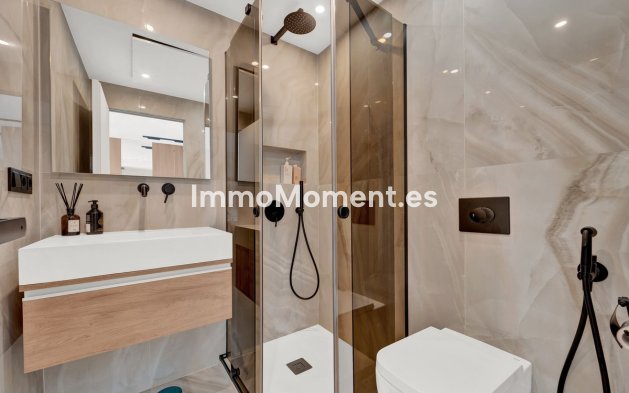 Resale - Apartment - Estepona - Cancelada