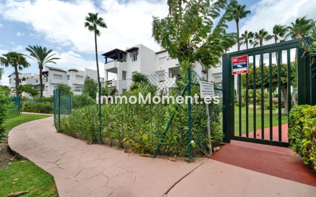 Resale - Apartment - Estepona - Cancelada