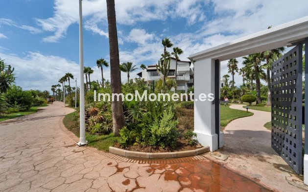 Resale - Apartment - Estepona - Cancelada