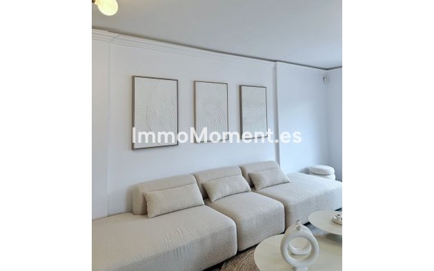 Resale - Apartment - Benahavís - Benahavís Centro