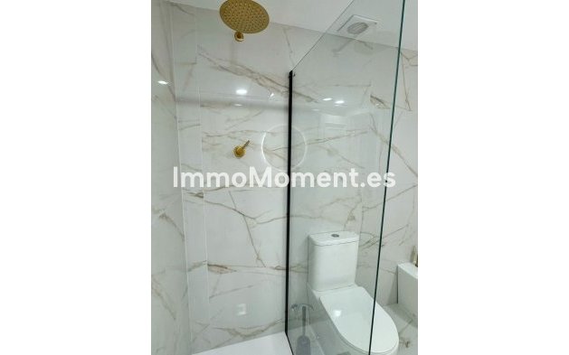 Resale - Apartment - Benahavís - Benahavís Centro