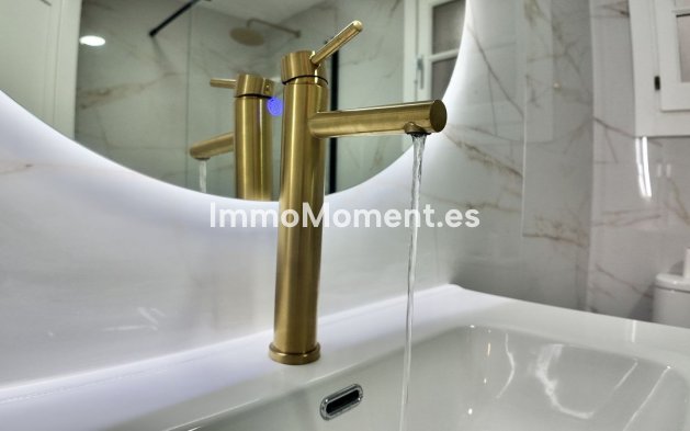 Resale - Apartment - Benahavís - Benahavís Centro