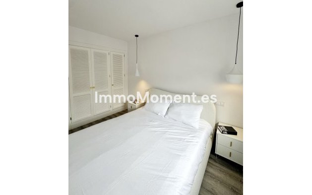 Resale - Apartment - Benahavís - Benahavís Centro