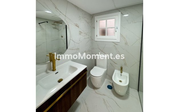 Resale - Apartment - Benahavís - Benahavís Centro