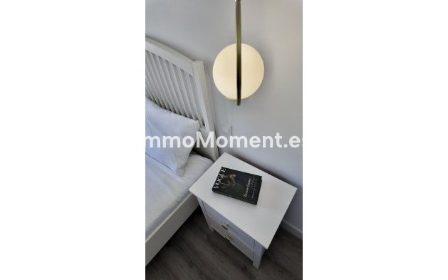 Resale - Apartment - Benahavís - Benahavís Centro