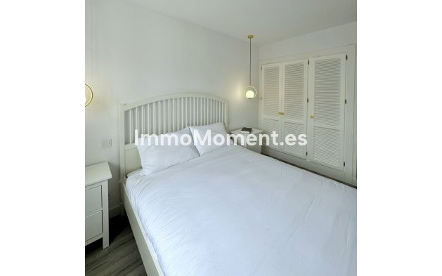Resale - Apartment - Benahavís - Benahavís Centro