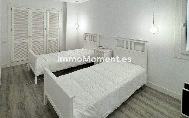 Resale - Apartment - Benahavís - Benahavís Centro