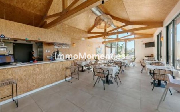 Reventa - Apartamento - Benahavís - Benahavís Centro
