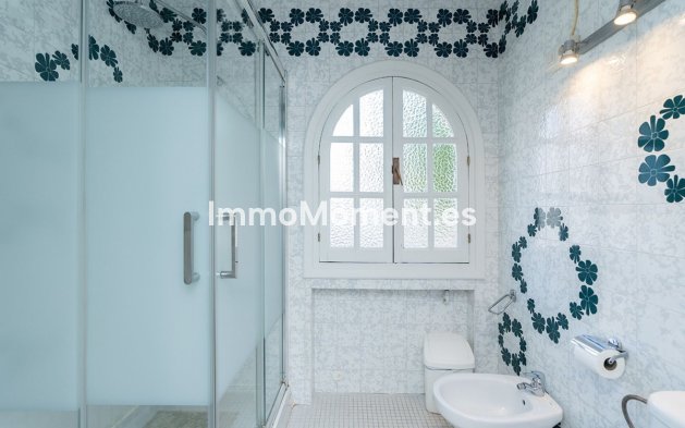 Reventa - Villa independiente - Marbella - Marbella Centro