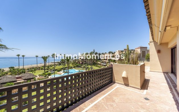 Resale - Apartment - Estepona - Costalita