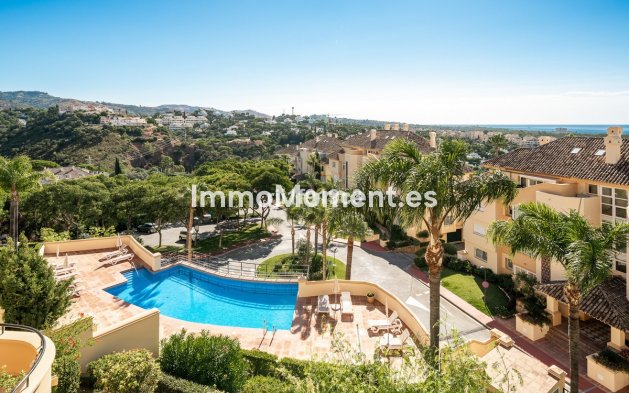 Resale - Apartment - Marbella - Elviria