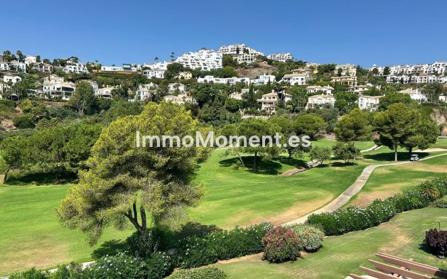Resale - Apartment - Benahavís - Los Arqueros