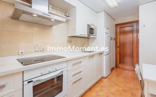 Resale - Apartment - Fuengirola - Fuengirola Centro