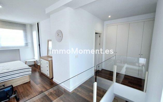Resale - Detached villa - Manilva