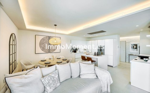 Resale - Apartment - Estepona - Estepona Centro