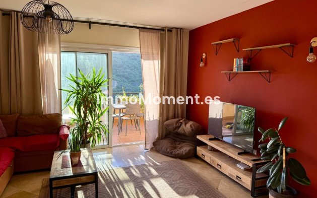 Resale - Apartment - Mijas - Calahonda
