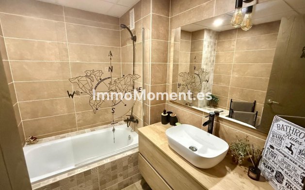 Resale - Apartment - Mijas - Calahonda