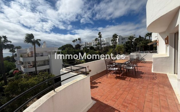 Resale - Apartment - Estepona - Estepona Centro