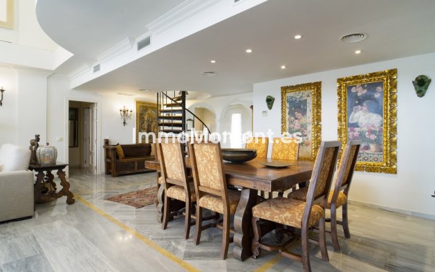 Wiederverkauf - Wohnung - Marbella - Nueva Andalucía