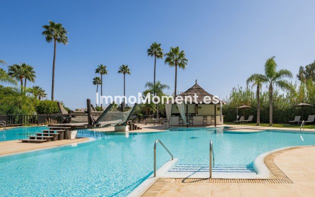 Resale - Apartment - Estepona - New Golden Mile