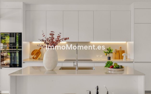 Resale - Apartment - Marbella - Santa Clara