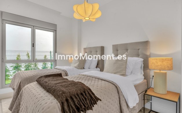 Resale - Apartment - Marbella - Santa Clara
