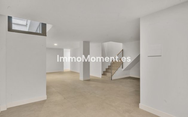 Resale - Apartment - Marbella - Santa Clara
