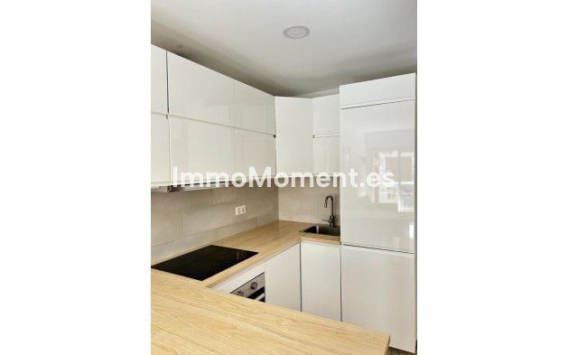 Resale - Apartment - Benalmadena - Benalmadena Costa