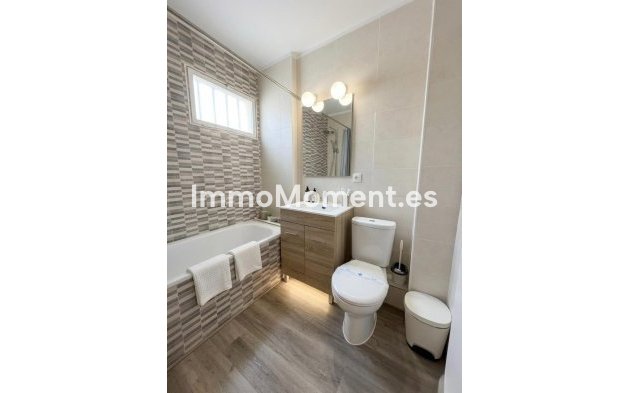 Resale - Apartment - Benalmadena - Benalmadena Costa