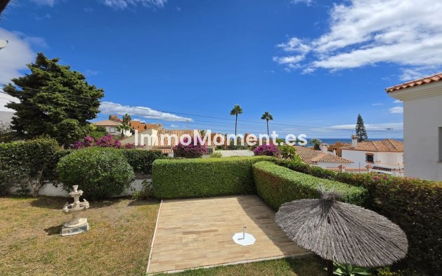 Resale - Detached villa - Estepona - Estepona Centro