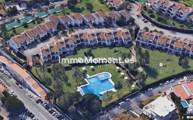 Resale - Apartment - Marbella - Nueva Andalucía