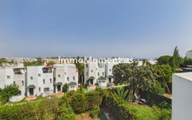 Resale - Townhouse - Estepona - Selwo
