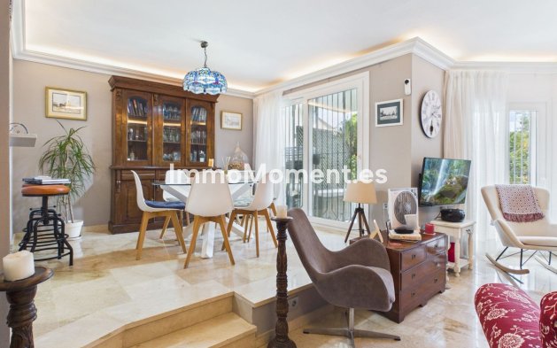 Resale - Townhouse - Estepona - Selwo
