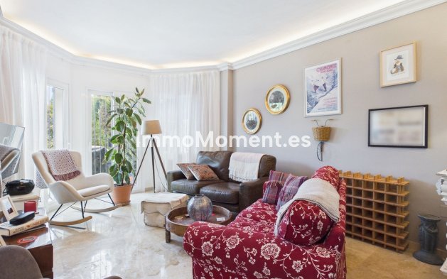 Resale - Townhouse - Estepona - Selwo
