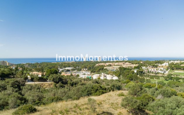 Resale - Plot - Marbella - Elviria