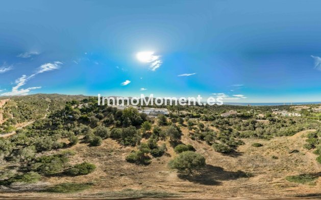 Resale - Plot - Marbella - Elviria