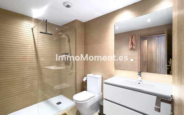 Resale - Apartment - Mijas - La Cala Golf